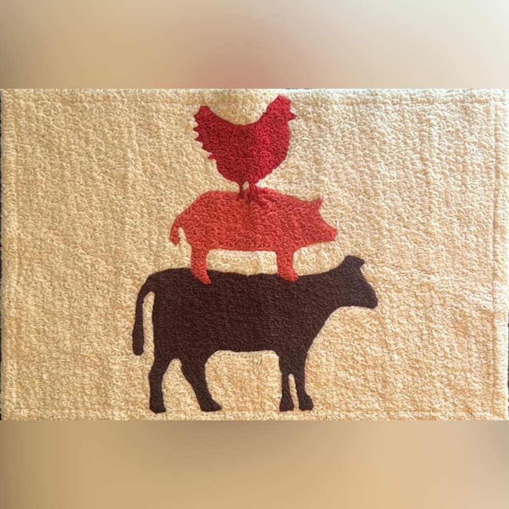 Farm Fresh collection: loop rug w/silhouetted rooster/pig/cow-NWOT